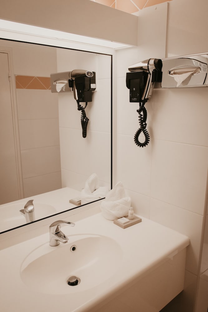 Фото Hotel La Pagerie