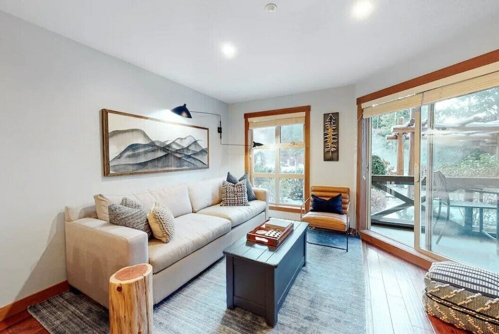 Фото Lost Lake Lodge