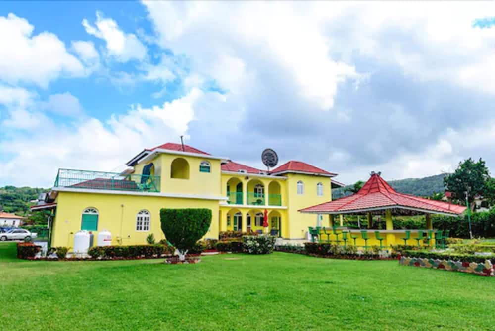 Фото Villa Sonate