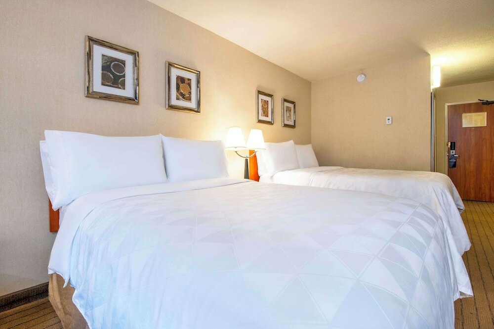 Фото Allure Hotel & Conference Centre, Ascend Hotel Collection