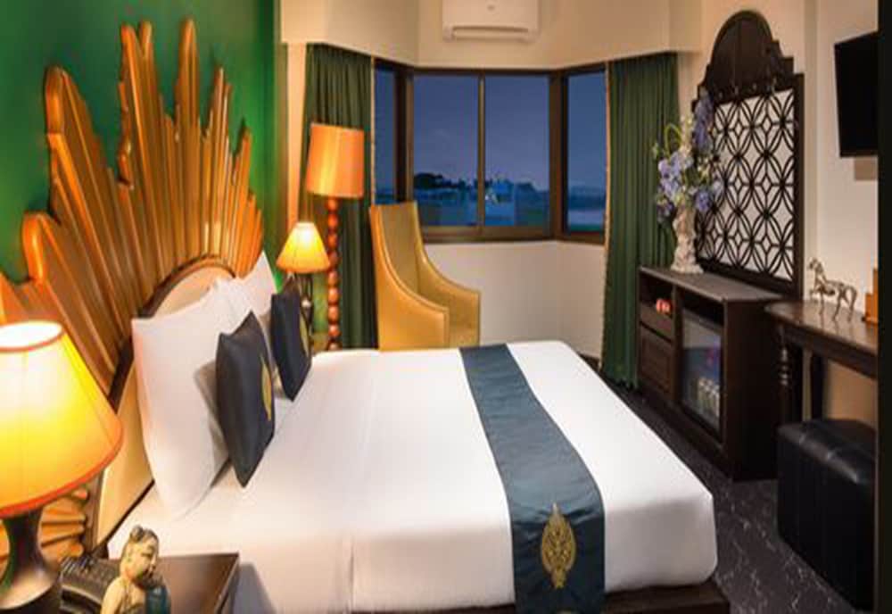 Фото Khaosan Palace Hotel