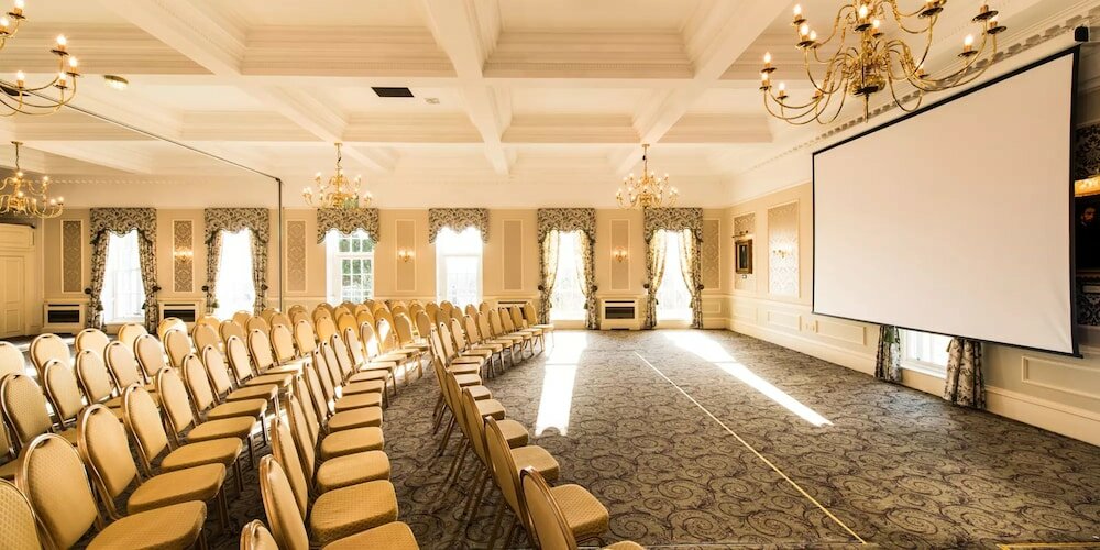 Фото Thainstone House