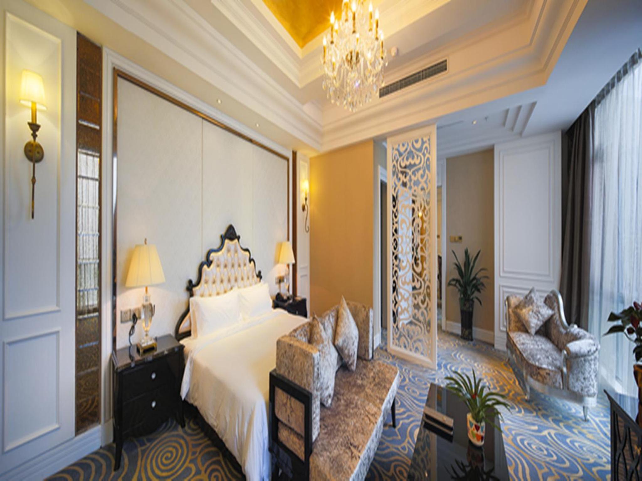 Фото Chongqing Sport Hotel