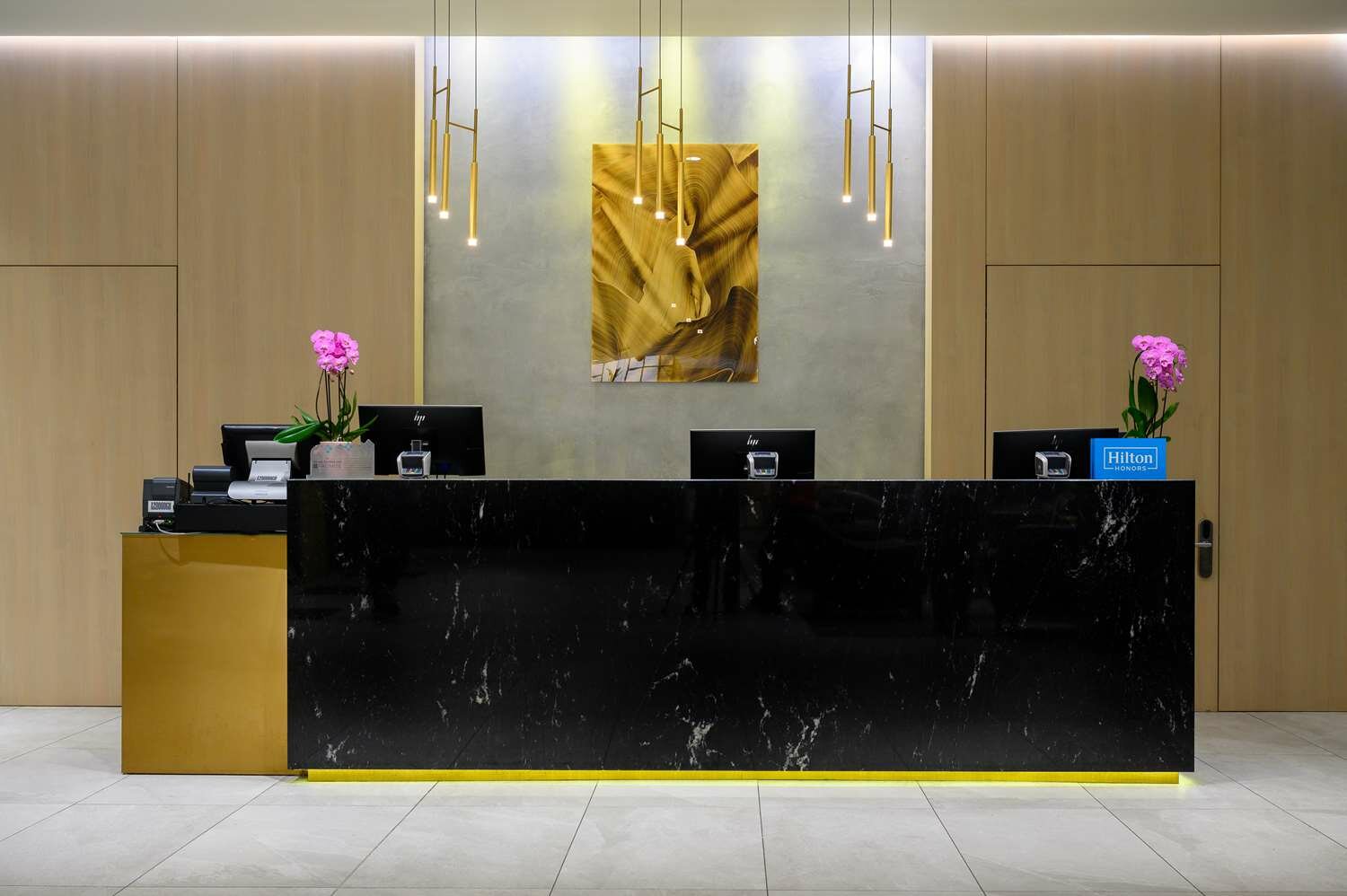 Фото Hilton Garden Inn Budapest City Centre