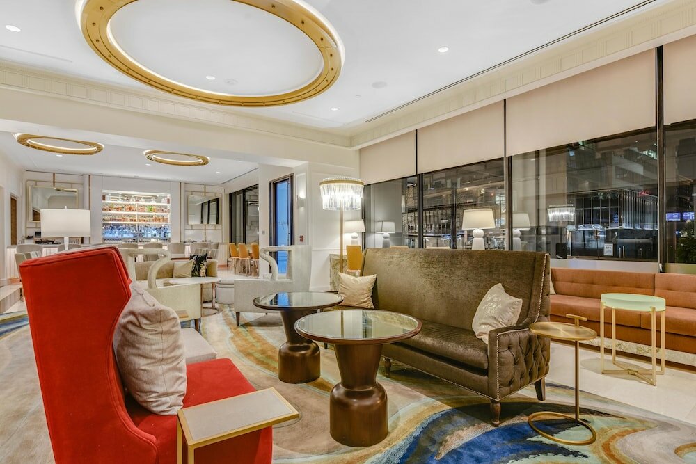 Фото The Madison Hotel