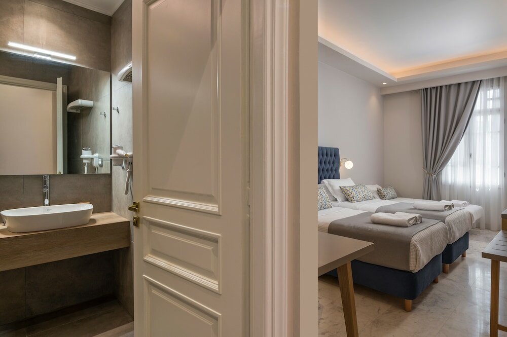 Фото Plaza 1866 Superior City Rooms