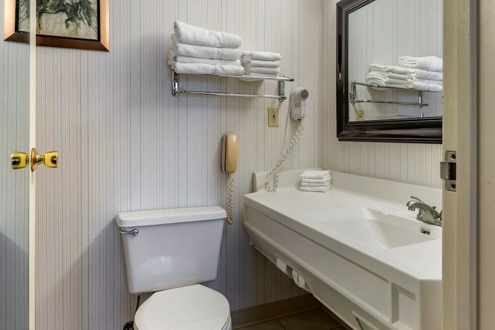 Фото Quality Inn Saint Ignace