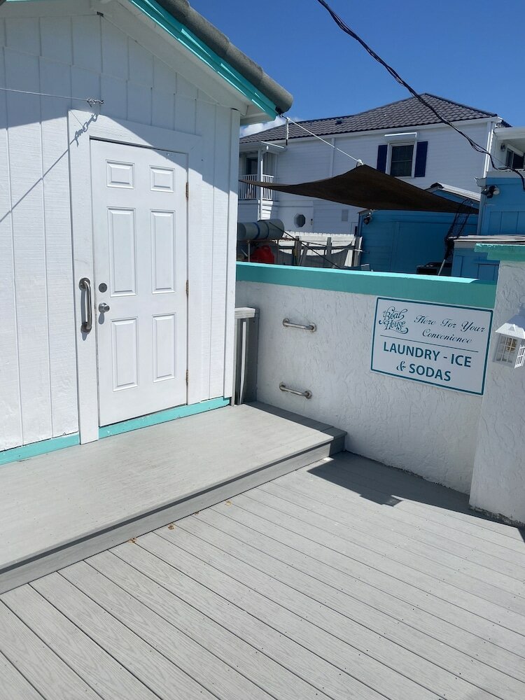 Фото The Boat House