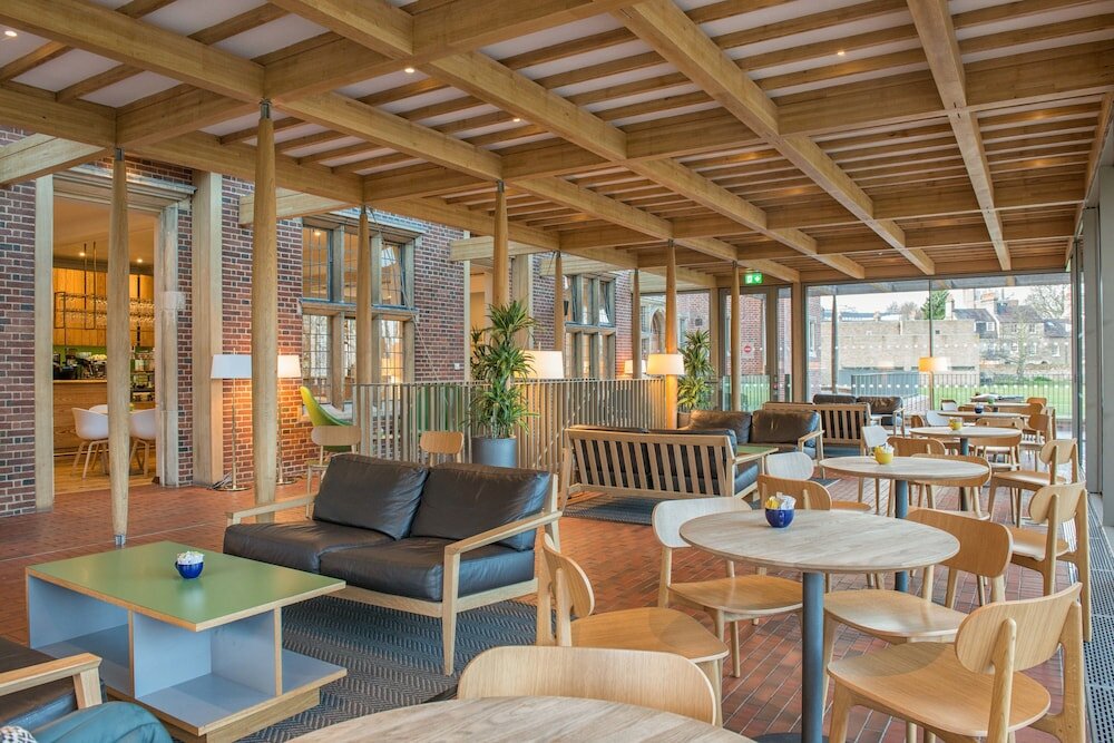 Фото West Court - Cambridge