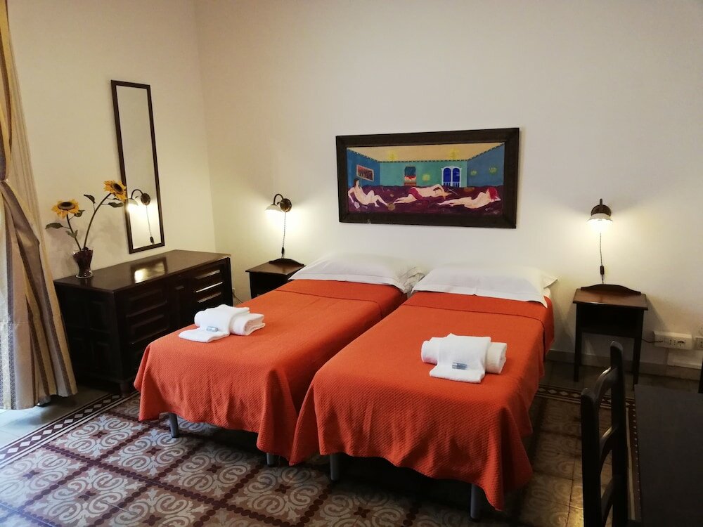 Фото B&b Aloi Rooms