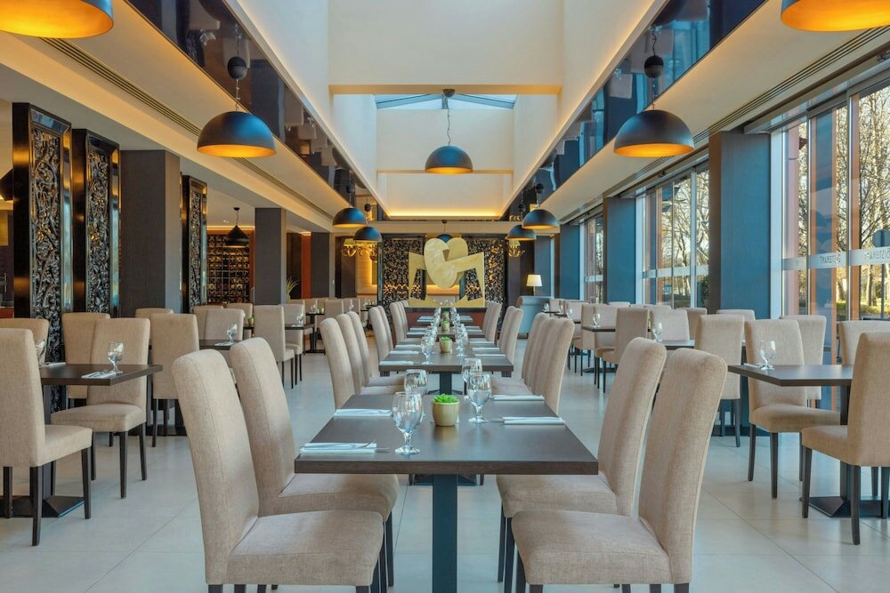 Фото Four Points by Sheraton Kecskemet Hotel & Conference Center