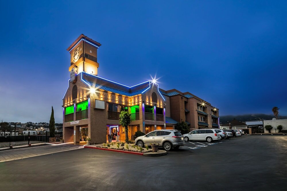 Фото отеля 1