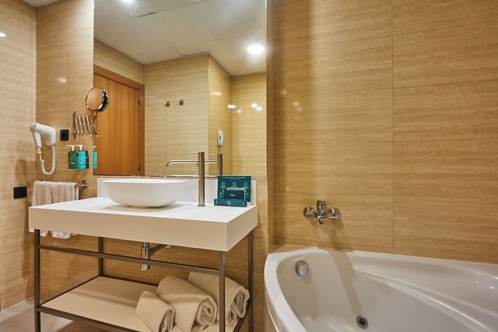 Фото Hotel Silken Sant Gervasi