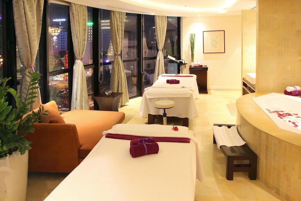 Фото Caravelle Saigon