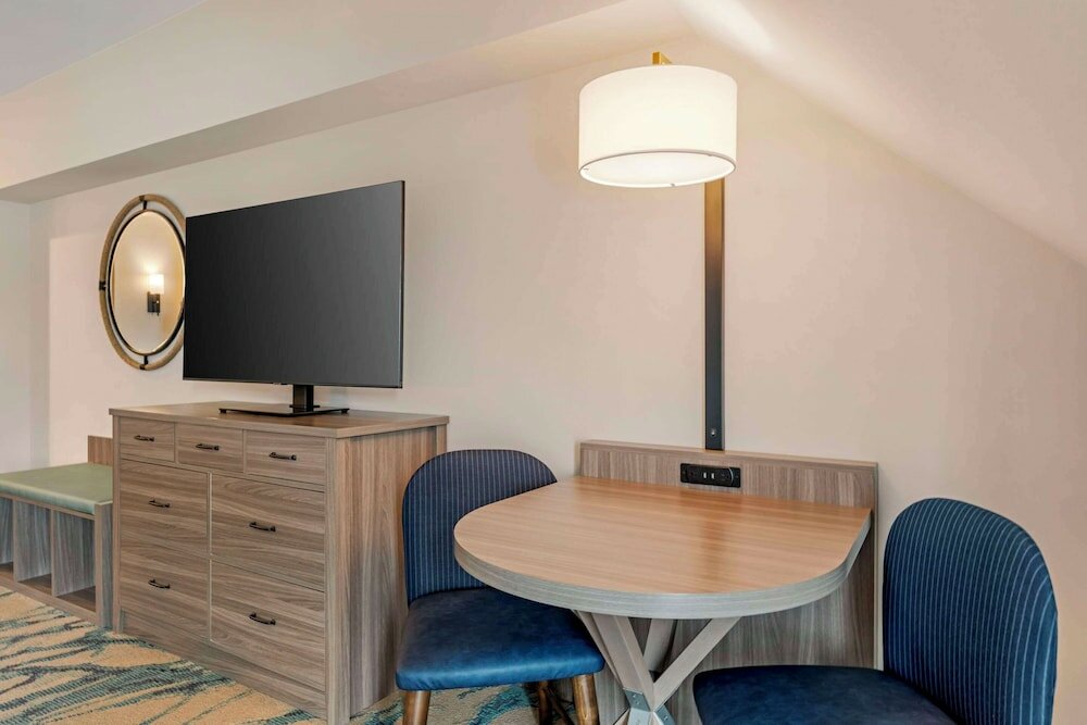 Фото Heidel House Hotel and Conference Center, Ascend Hotel Collection