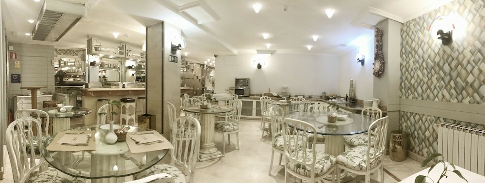 Фото Hotel María Luisa