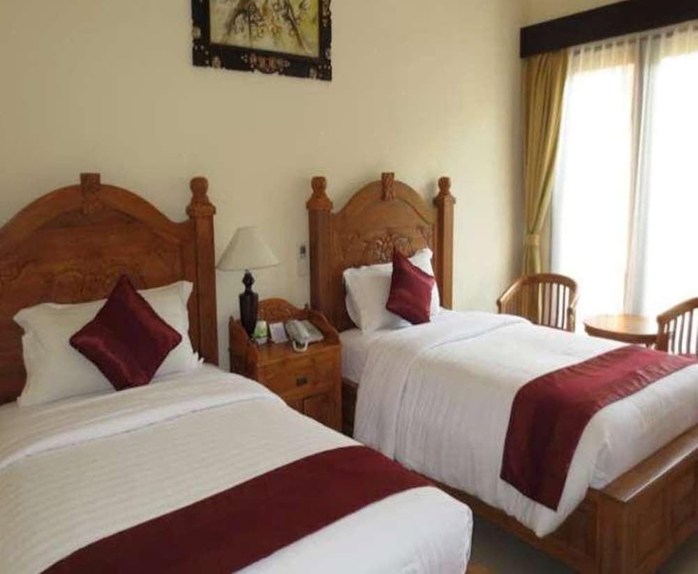 Фото Swastika Bungalows