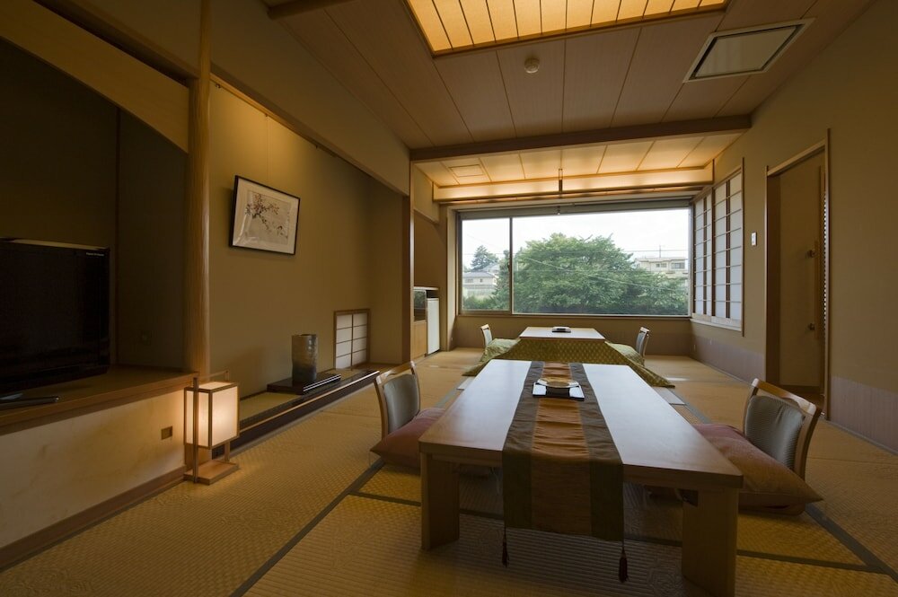 Фото Ooike Hotel