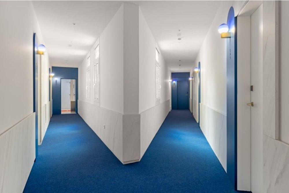 Фото Ikonik Gran VIA