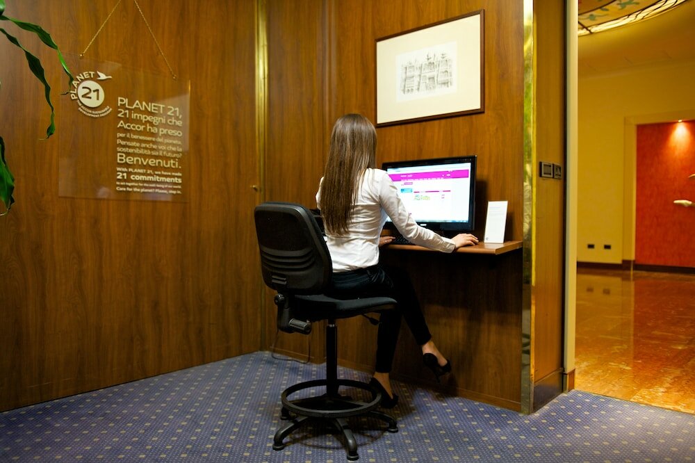 Фото Mercure Reggio Emilia Centro Astoria