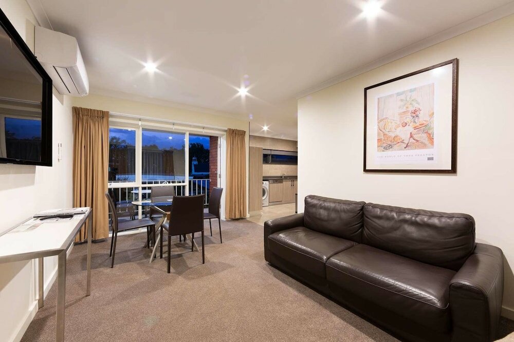 Фото Forrest Hotel and Apartments