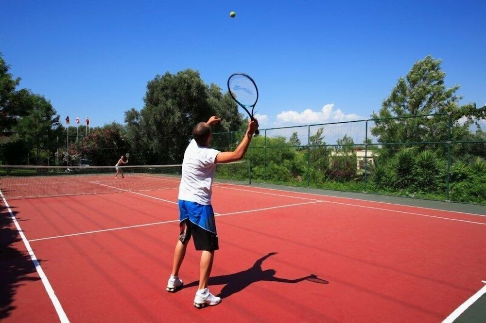 Фото Zeytinada Hotel