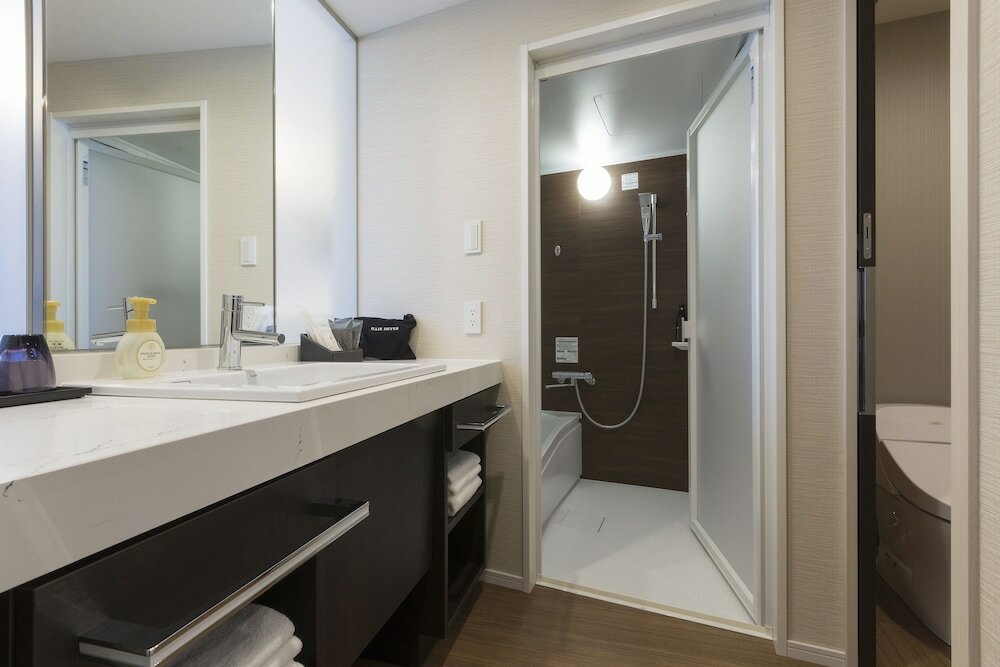 Фото Premier Hotel Cabin President Osaka