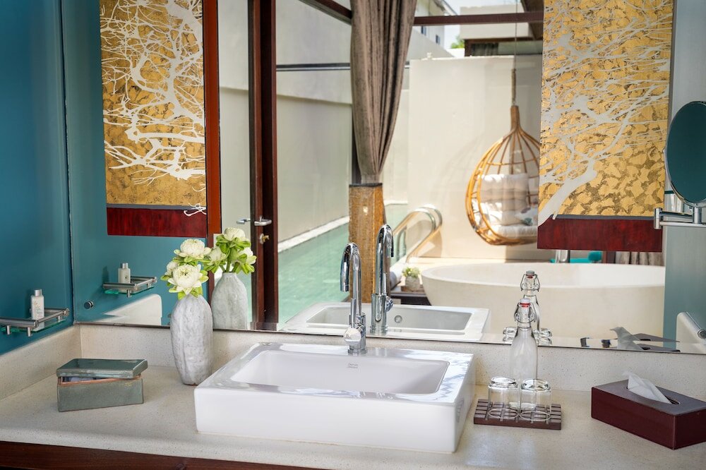 Фото Heritage Suites Hotel