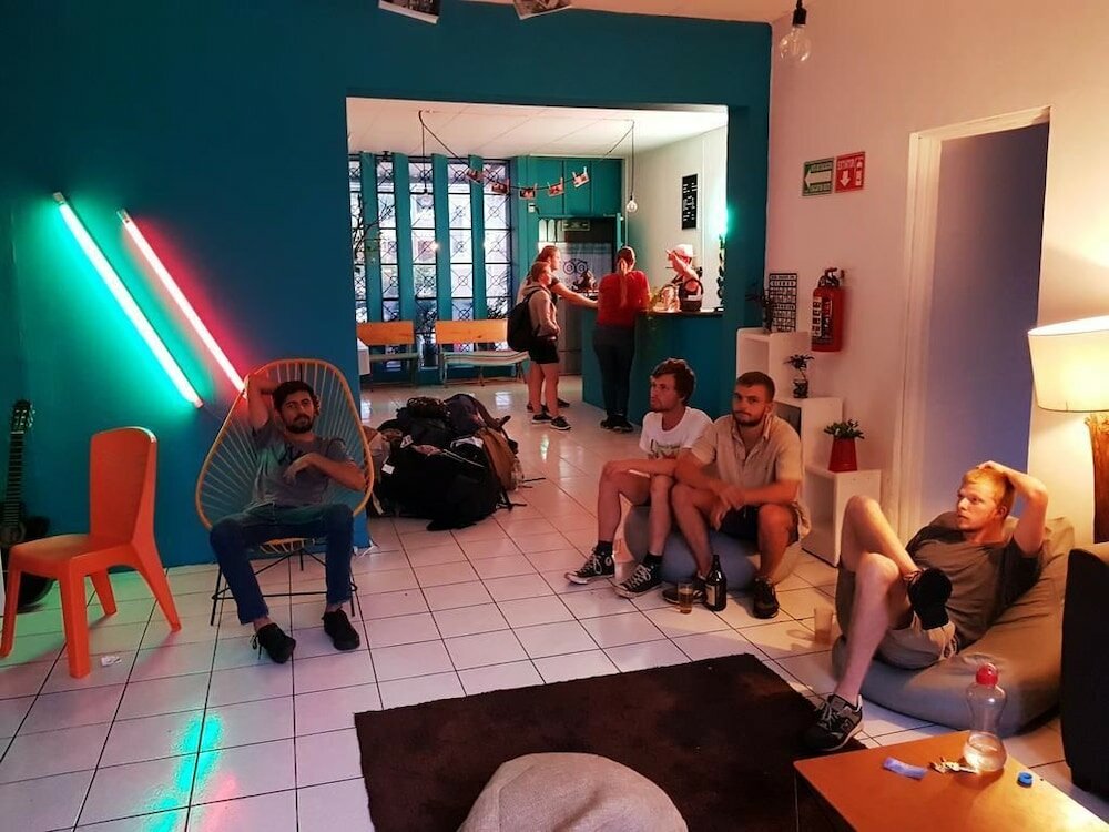 Фото Blue Pepper Hostel & Bar