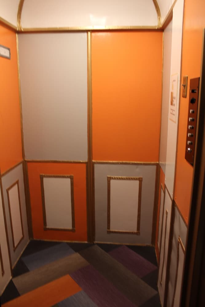 Фото Layne Hotel