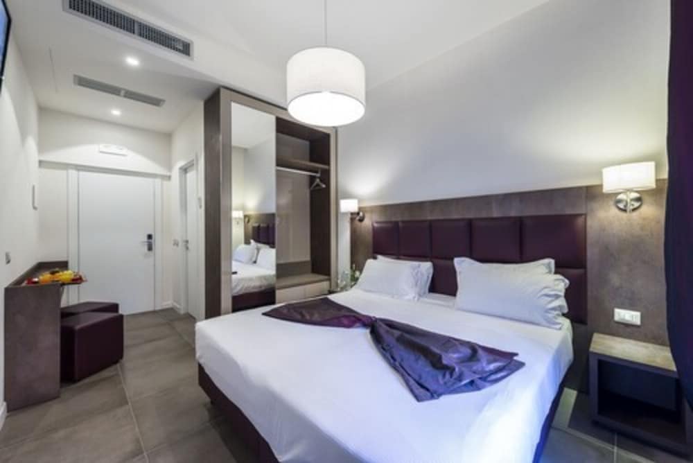 Фото Hotel California