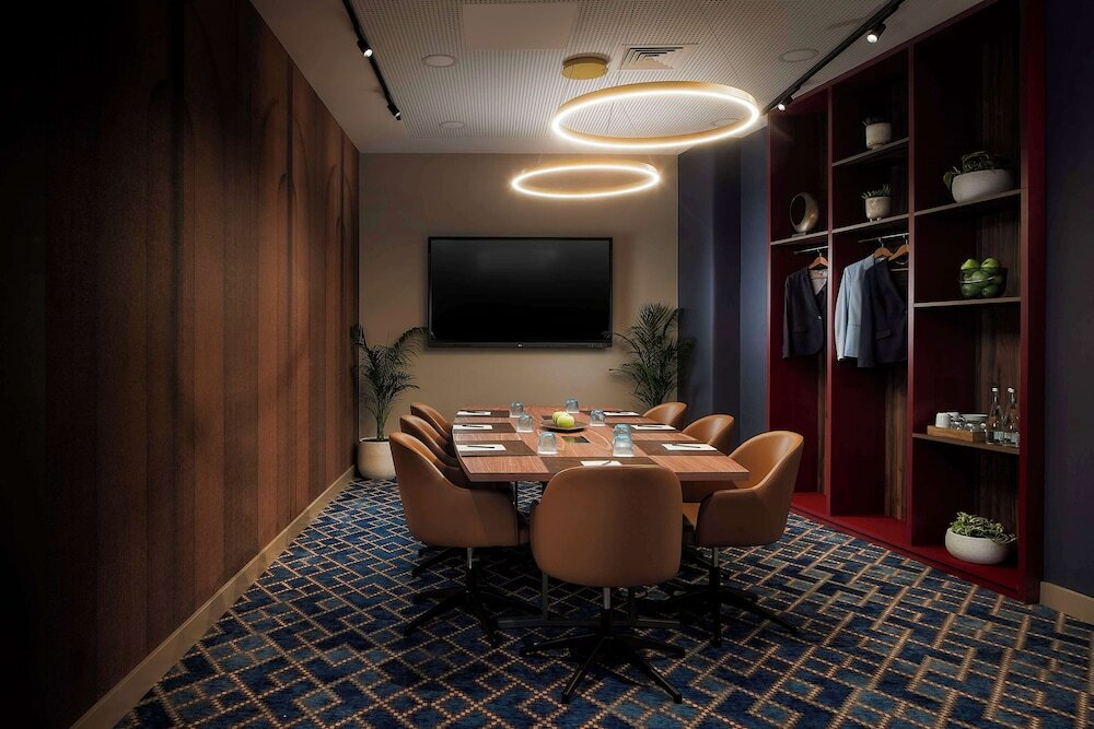 Фото Tivoli Oriente Lisboa Hotel