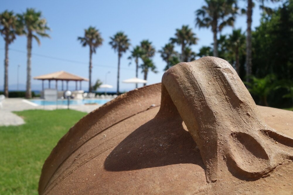 Фото Andromeda Hotel Apartments