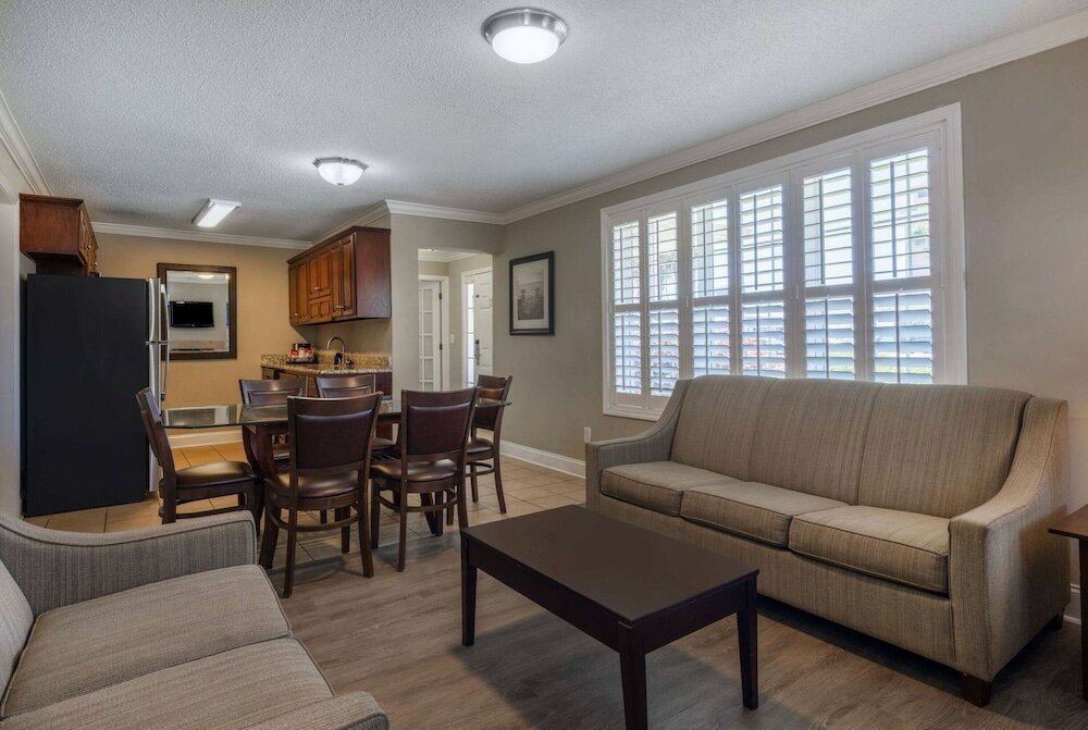 Фото The Sandbar Hotel, Trademark Collection by Wyndham