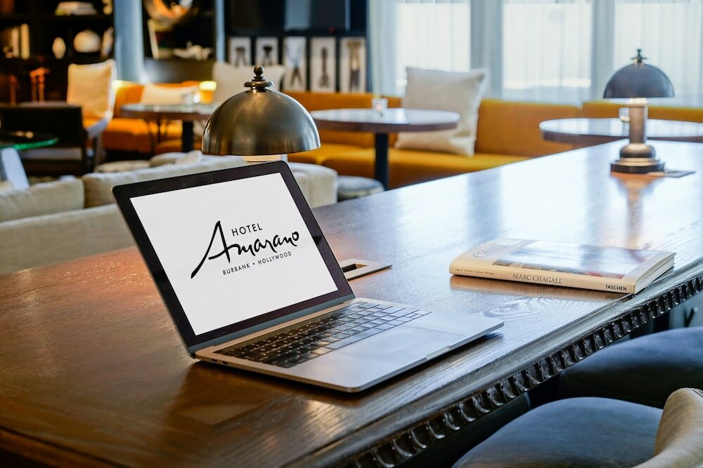 Фото Hotel Amarano Burbank - Hollywood