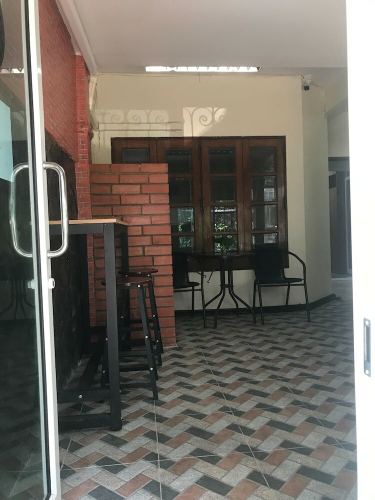 Фото Orchid House