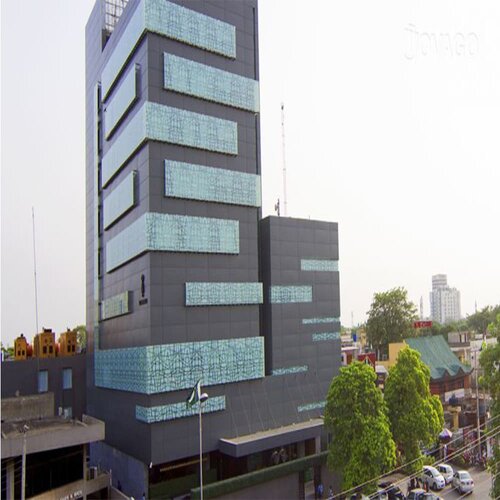 Гостиница The Nishat Hotel в Лахоре