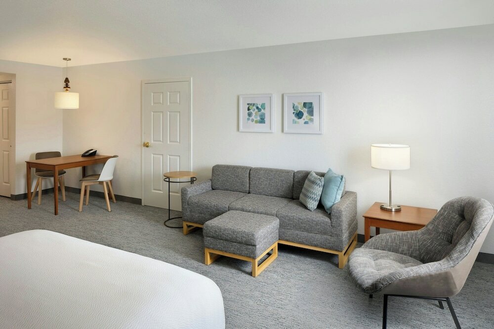 Фото TownePlace Suites by Marriott Orlando East/UCF Area