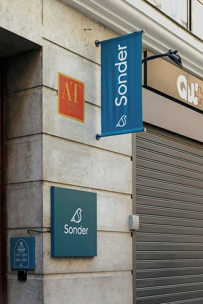 Фото Sonder Santa Ana