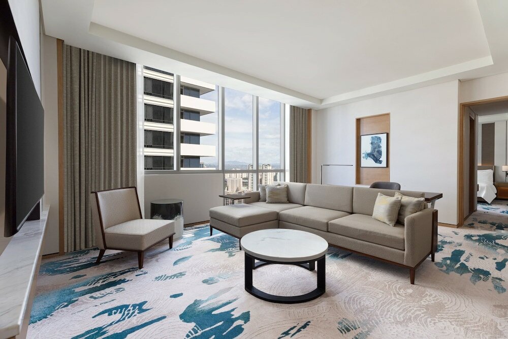 Фото The Westin Manila