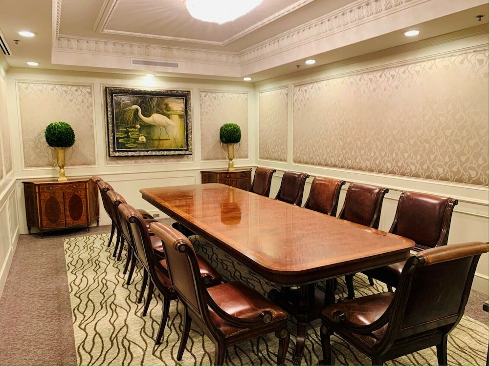 Фото Market Pavilion Hotel