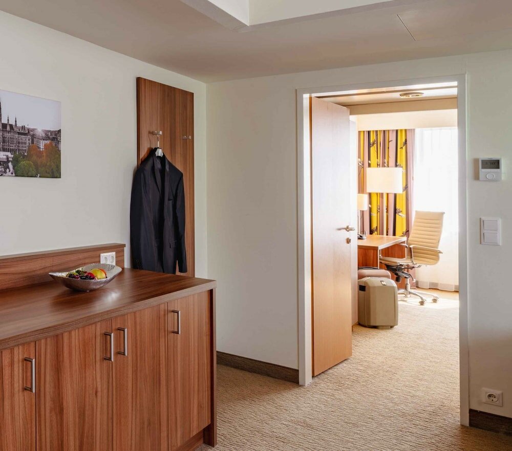 Фото Отель Plaza Premium Wien