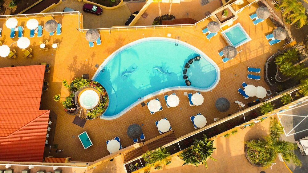 Фото Wyndham Residences Costa Adeje