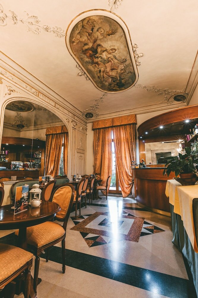 Фото Domus Florentiae Hotel