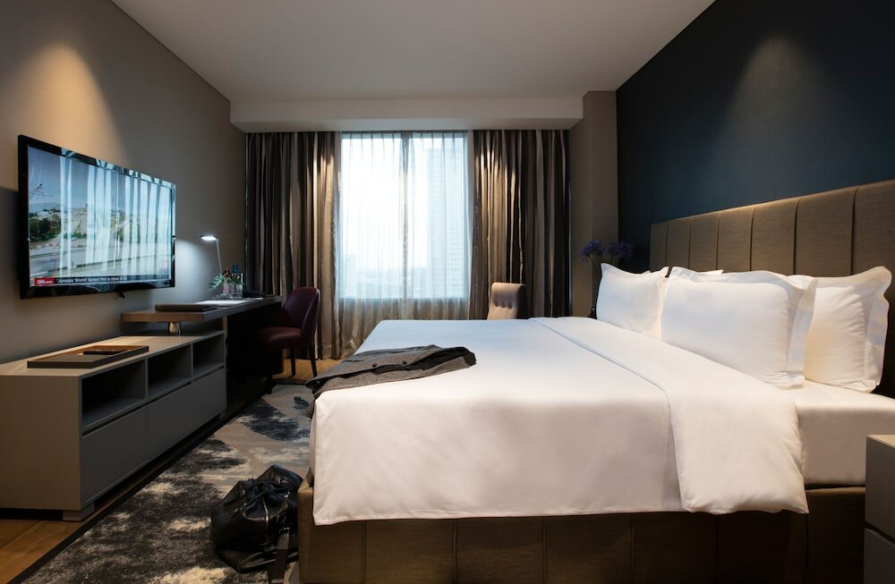 Фото Makati Diamond Residences