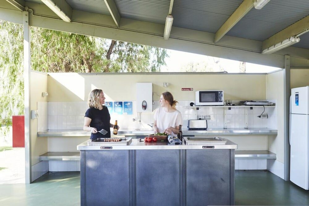 Фото Victor Harbor Beachfront Holiday Park