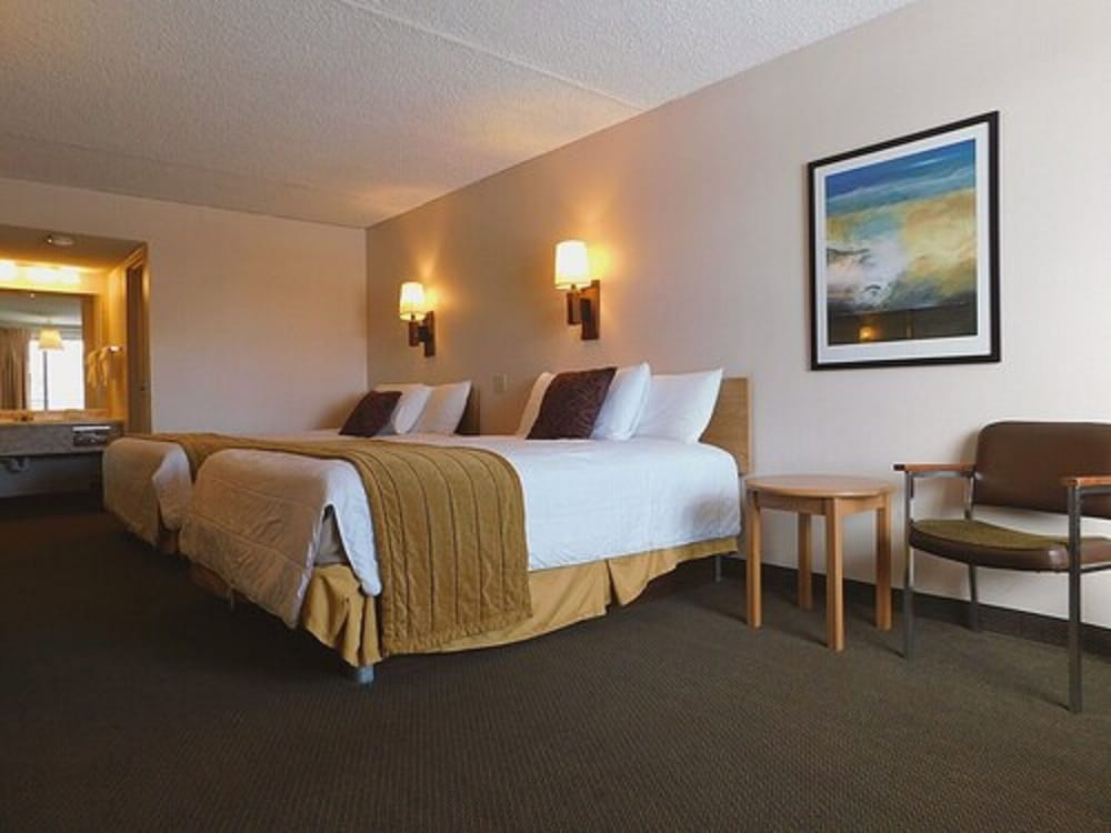 Фото Laramie Valley Inn