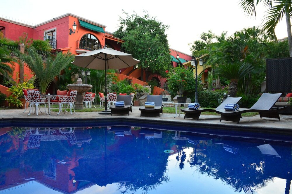 Фото отеля 2