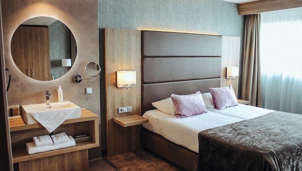 Фото Van der Valk Hotel Breda