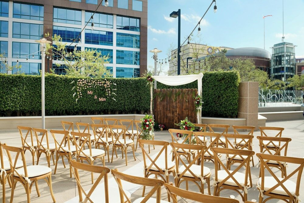 Фото Sheraton Cerritos Hotel